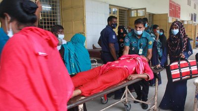 প্রতিদিন ১৫-২০ জন করে মারা যাচ্ছেন