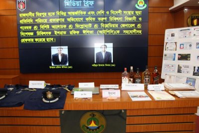 ডা. ঈশিতার আকাশচুম্বী সাফল্য, ডিগ্রি, পুরস্কার ও খ্যাতি সবই ভুয়া
