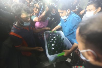 পরীমণির বাসায় যা পাওয়া গেলো (ফটোস্টোরি)
