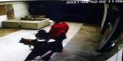 সিসিটিভি ফুটেজ থেকে নেওয়া