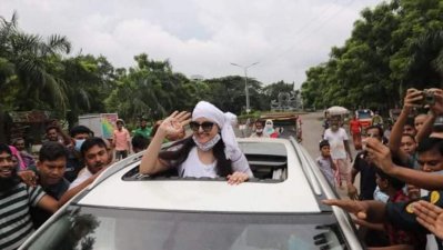 কারাগারে পরীমণি মেহেদী পেলেন কীভাবে?