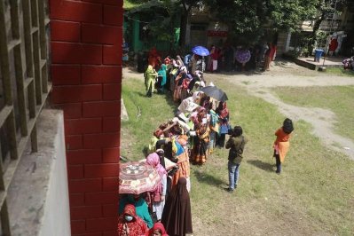 গণটিকায় স্বতঃস্ফূর্ত অংশগ্রহণ (ফটোস্টোরি)