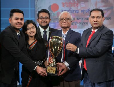 পরীমণি প্রতিবাদী বলেই লাঞ্ছিত হয়েছেন: অধ্যাপক সিরাজুল ইসলাম