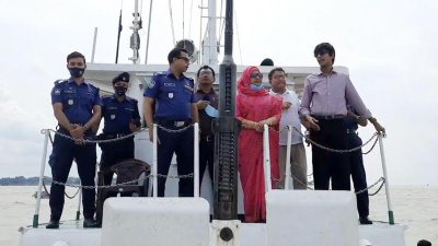 নিষেধাজ্ঞার প্রথম দিনে চাঁদপুরে টাস্কফোর্সের মহড়া