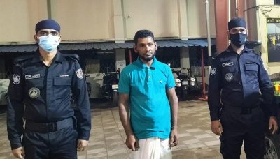 র&zwnj;্যাবের হাতে গ্রেফতার মাদক ব্যবসায়ীরা (ছবি: সংগৃহীত)