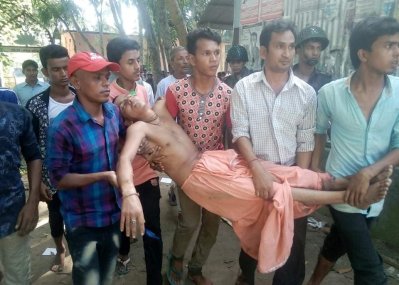 ওই দিনের হামলায় মারধরের শিকার হয়েছিলেন মন্দিরের পুরোহিত