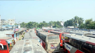 রংপুর থেকে ছেড়ে যায়নি কোনও দূরপাল্লার বাস