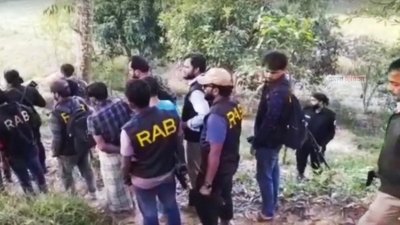 পাহাড়ের কারখানা থেকে অস্ত্র যেতো রোহিঙ্গা ক্যাম্পে
