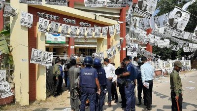 ঘটনার পর ভোটগ্রহণ বন্ধ করে দেওয়া হয়