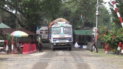 বন্দর থেকে রাজস্ব আহরণের লক্ষ্যমাত্রা ছিল ১৫৭ কোটি ২৬ লাখ টাকা
