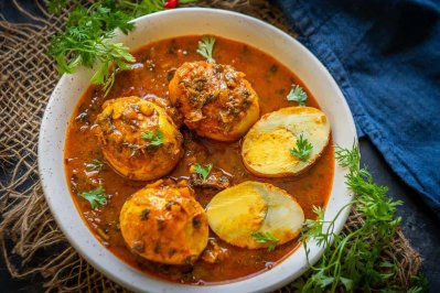 রেসিপি: ভিন্ন স্বাদে ডিমের গ্রেভি