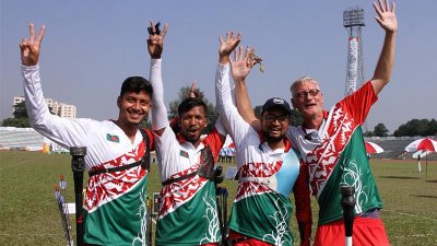 ব্রোঞ্জ জেতার পর পুরুষদল
