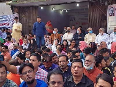 খালেদা জিয়ার বিদেশে চিকিৎসার দাবিতে বিএনপির ‘গণঅনশন’ 
