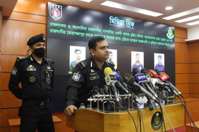 ভাউচার ছাড়া সোনা কেনাবেচা করলে ব্যবস্থা নেবে র‍্যাব
