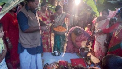 বটের নাম রাখা হয় &lsquo;বিজয়&rsquo;, আর পাকুড়ের নাম &lsquo;বনলতা&rsquo;
