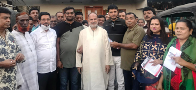 খালেদা জিয়ার মুক্তির দাবিতে প্রচারপত্র বিলির কর্মসূচিতে মঞ্জু