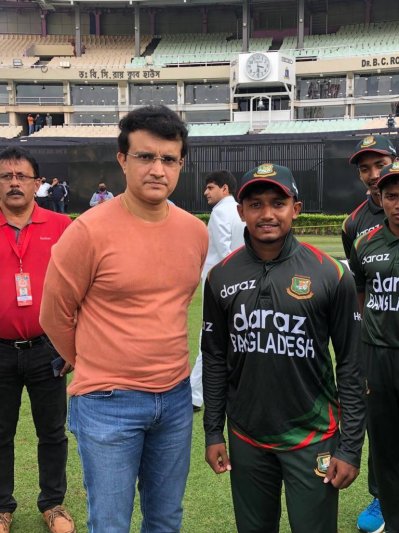 আইচের ভীষণ মন কাঁদে, কিছুই দেখে যেতে পারলেন না বাবা