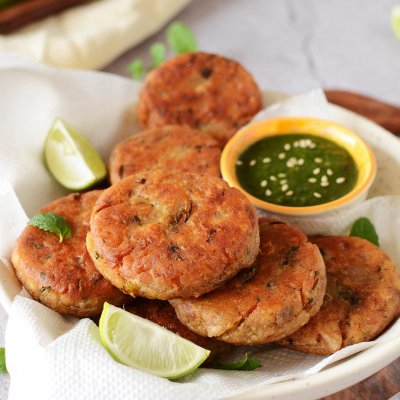 কাঁচা কলার কাটলেট বানাবেন যেভাবে