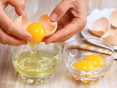 চুলের স্বাস্থ্য ফেরাবে ৫ প্যাক
