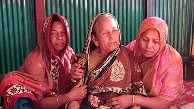 পরিবারে চলছে শোকের মাতম