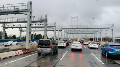 যানবাহনের শহরে নেই যানজট-হর্ন, ঢাকায় হবে কবে?