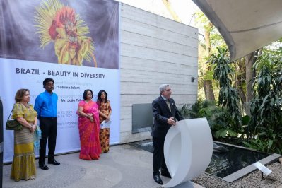 ব্রাজিলের নানা রঙ নিয়ে চিত্র প্রদর্শনী