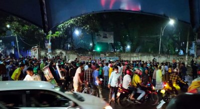 নিউ মার্কেটে শিক্ষার্থীদের সংঘর্ষ থেমেছে, এলাকা থমথমে