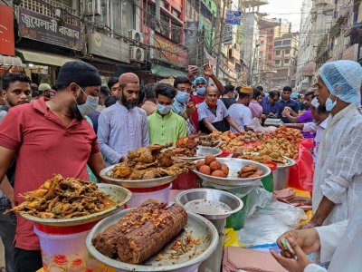 চকবাজারের ইফতার (ফটো স্টোরি)