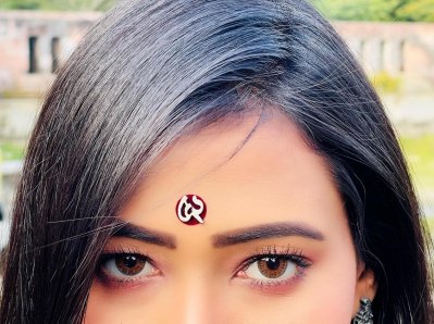 অধরা খান