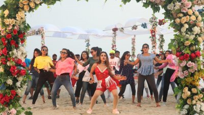 একটি দৃশ্যে সোনিয়া