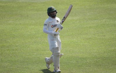 আবারও ব্যর্থ মুমিনুল হক