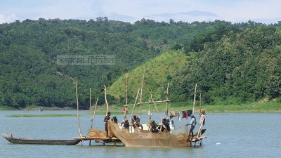 কাপ্তাইয়ে মাছ ধরা ৩ মাস বন্ধ  