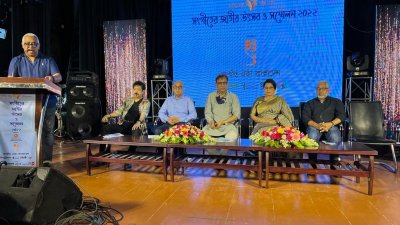 সঞ্চালনায় ছিলেন হাসান আবিদুর রেজা জুয়েল