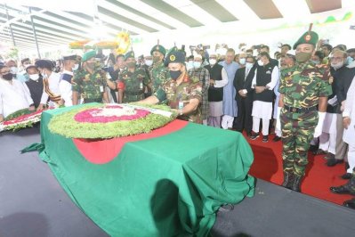 ফজলে রাব্বী মিয়ার প্রথম জানাজা অনুষ্ঠিত