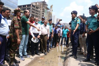 ‘মানুষ মরলে গালি খায় সরকার, আপনাদের তো কোনও অসুবিধা নেই’
