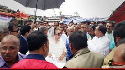 ২০১৭ সালের ২৯ অক্টোবর রোহিঙ্গা ক্যাম্প পরিদর্শন করেন খালেদা জিয়া