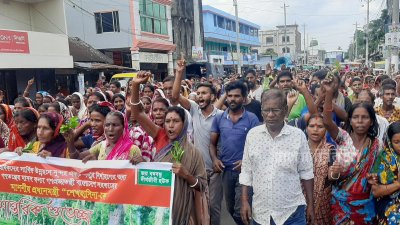 প্রধানমন্ত্রী শেখ হাসিনাকে অভিনন্দন ও শুভেচ্ছা জানিয়ে আনন্দ মিছিল