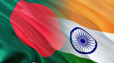 ইতিহাসের বন্ধন
