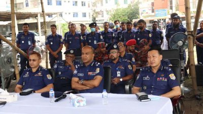 ট্যুরিস্ট পুলিশ সদর দফতরে অগ্নি নির্বাপক মহড়া