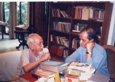 অধ্যাপক আবদুর রাজ্জাকের সাথে আহমদ ছফা