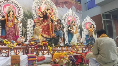 শারদীয় দুর্গোৎসবে বিদায়ের সুর