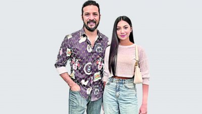 শাজাহান খানের গল্পের নায়ক-নায়িকা নিরব-সুনেরাহ