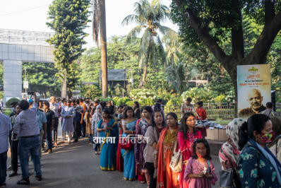 সুমনকে শুনতে শ্রোতাদের স্রোত