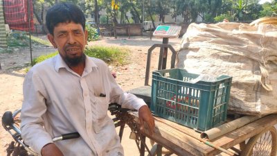 খরচ বাড়ায় দুপুরে খাওয়ার আগ্রহ কমছে শ্রমজীবী মানুষের