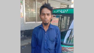 সিএনজি অটোরিকশা চালক মো. মহাসিন