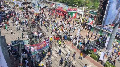 খুলনার সমাবেশস্থলে জড়ো হয়েছেন বিভাগের বিভিন্ন জেলার বিএনপির নেতা-কর্মীরা
