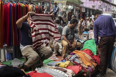 শীতবস্ত্র ছবি: সাজ্জাদ হোসেন