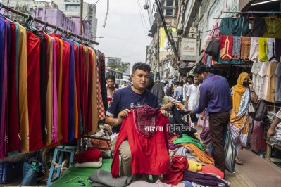 শীতবস্ত্র ছবি: সাজ্জাদ হোসেন