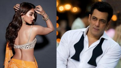 পূজায় মজেছেন ভাইজান!