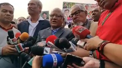 জিয়াউর রহমানের সমাধিতে বিএনপির পুষ্পস্তবক অর্পণ